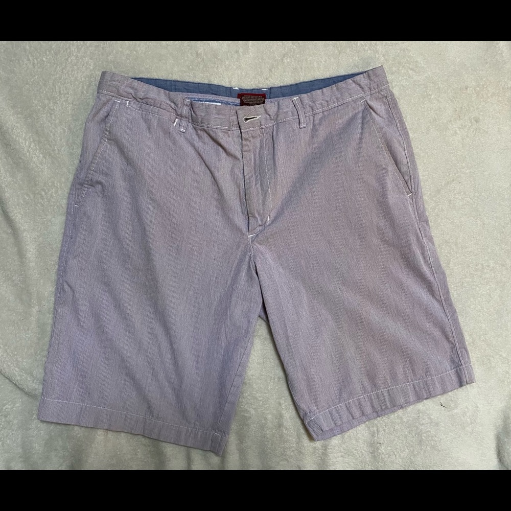 FINE RED & BLUE PINSTRIPE CLASSIC shorts, size 36.